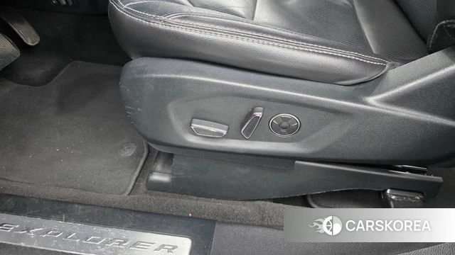 Ford Explorer id 4294934 из Кореи 24