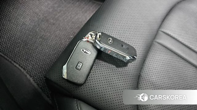 Kia K5 3rd generation id 4339015 из Кореи 24