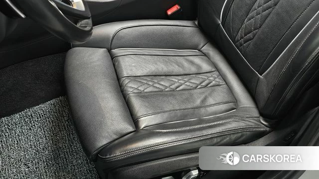BMW 5 Series (G30) id 4268591 из Кореи 24