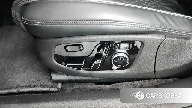 Genesis G90 id 4632295 из Кореи 24