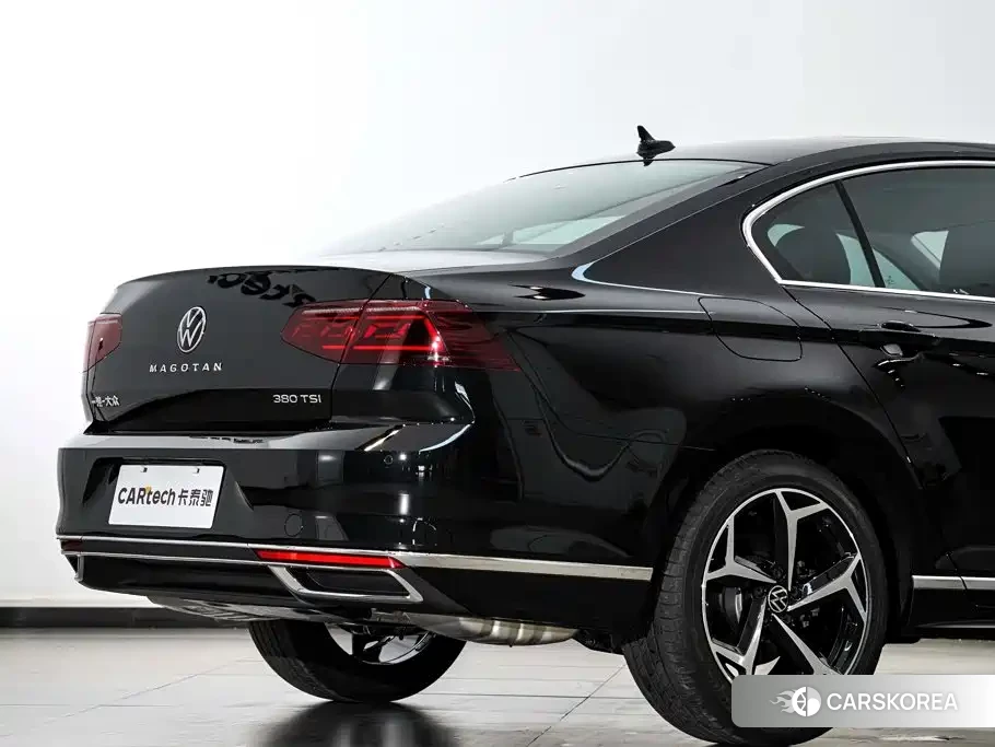 Volkswagen Magotan id 4654981 из Китая 24