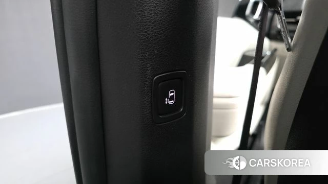 Kia Carnival 4th generation id 4676831 из Кореи 24