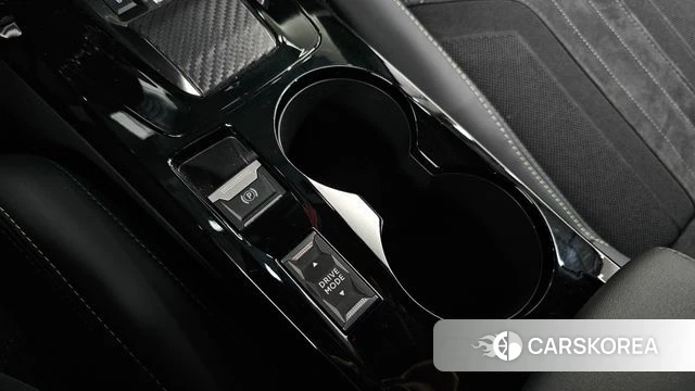 Peugeot e-2008 second generation id 4549141 из Кореи 24