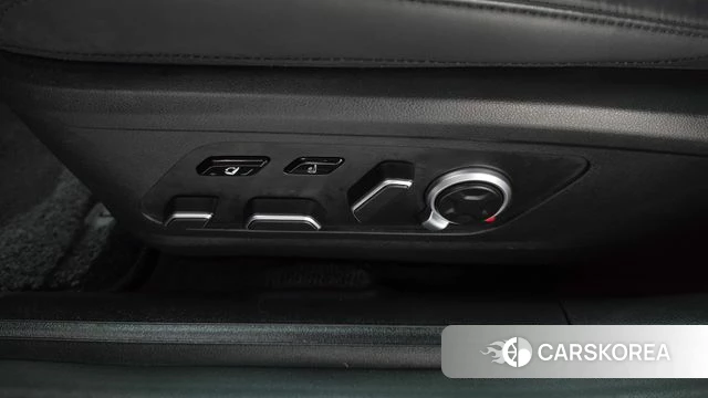 Hyundai Grandeur (GN7) id 4792873 из Кореи 24