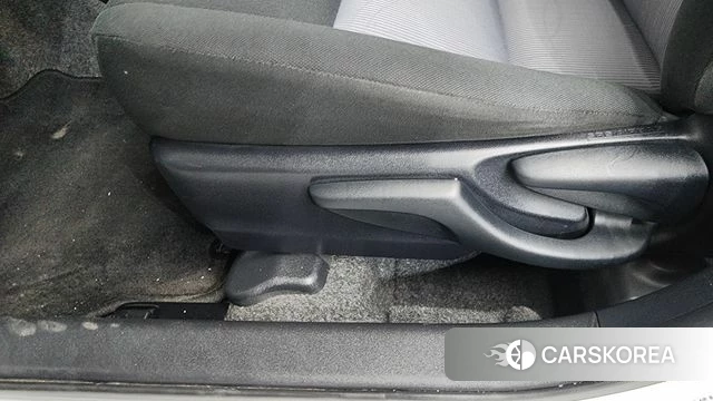 Toyota Prius C id 4557969 из Кореи 24
