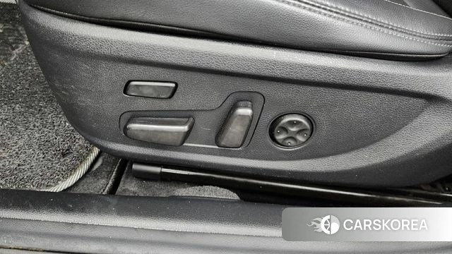 Hyundai The New Grandeur IG Hybrid id 4573504 из Кореи 24