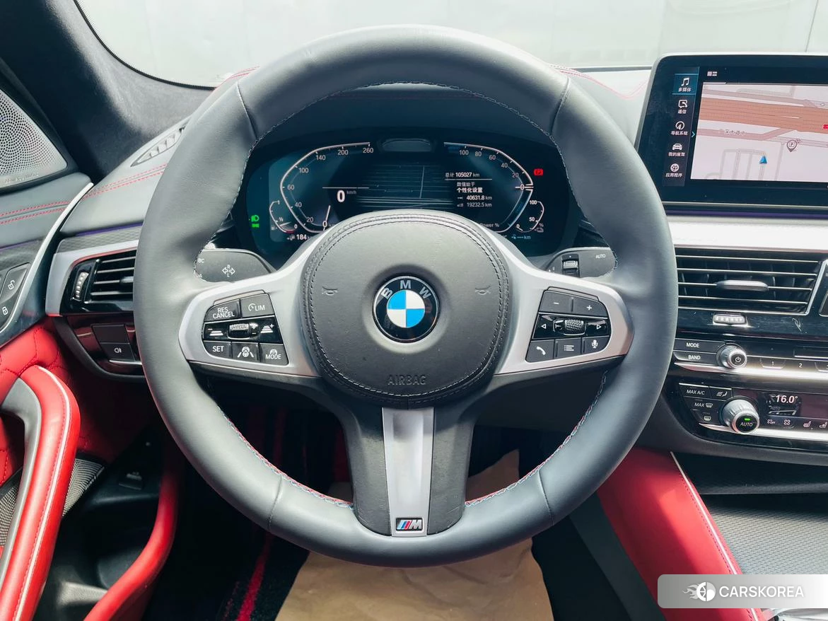 BMW 5 series PHEV id 4504985 из Китая 24