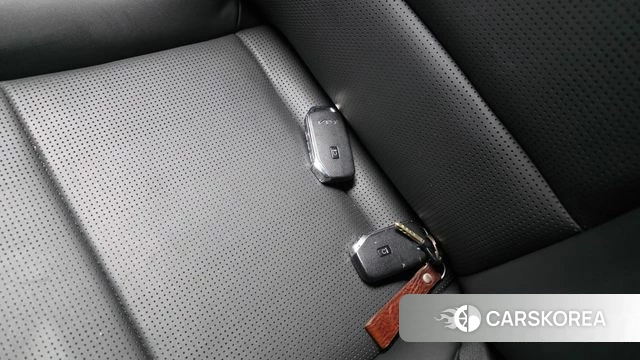 Kia Di Ol Nu Niro id 4309342 из Кореи 24