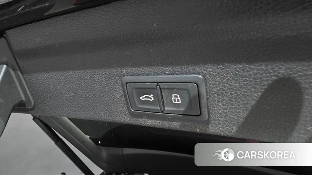 Audi Q3 (F3) id 4650772 из Кореи 24