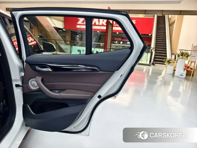 BMW X2 id 4298052 из Китая 24
