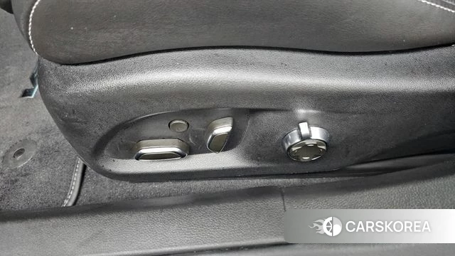 Cadillac CT5-V id 4549640 из Кореи 24