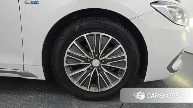 Hyundai Grandeur IG Hybrid id 4411083 из Кореи 24