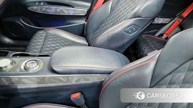 Genesis GV70 id 4267585 из Кореи 24