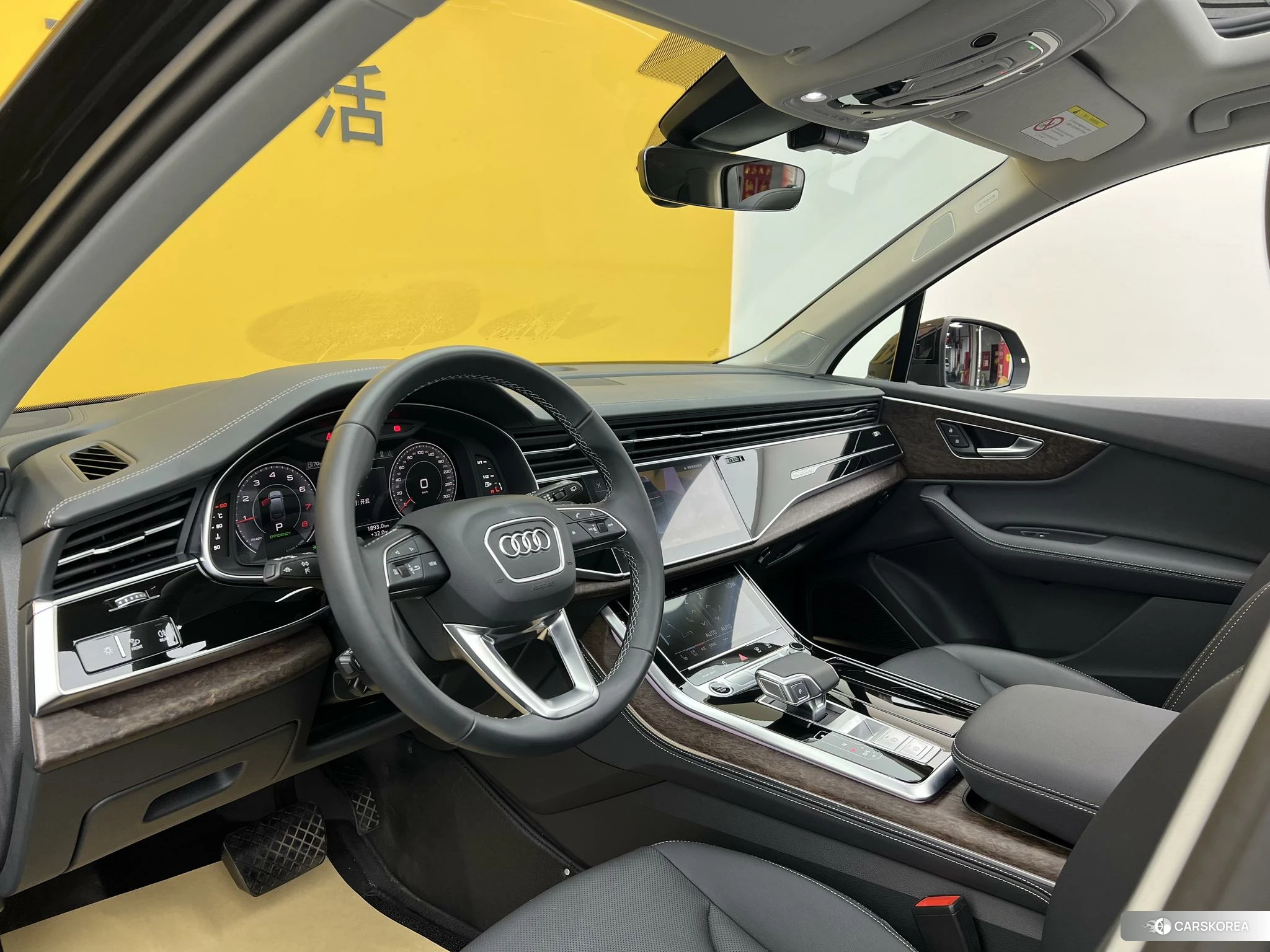 Audi Q7 id 4419499 из Китая 24