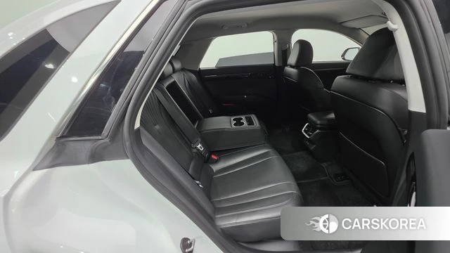 Hyundai Grandeur (GN7) id 4630931 из Кореи 24