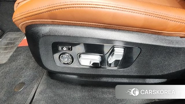 BMW X7 (G07) id 4493522 из Кореи 24