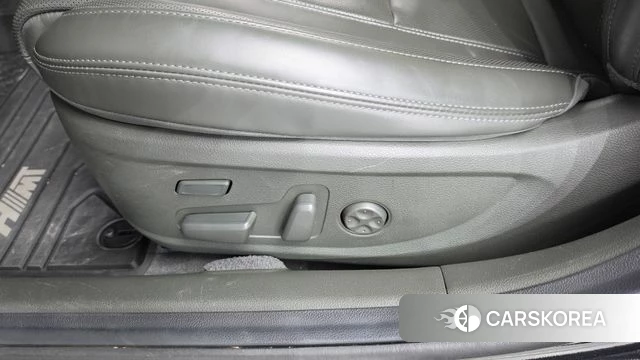 Hyundai The New Grandeur IG id 4657937 из Кореи 24