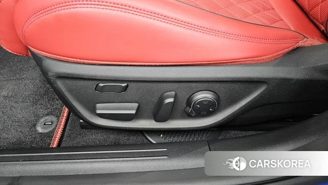 Genesis The New G70 id 4185728 из Кореи 24