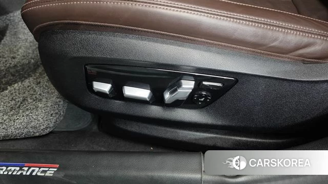 BMW 5 Series (G30) id 4754726 из Кореи 24