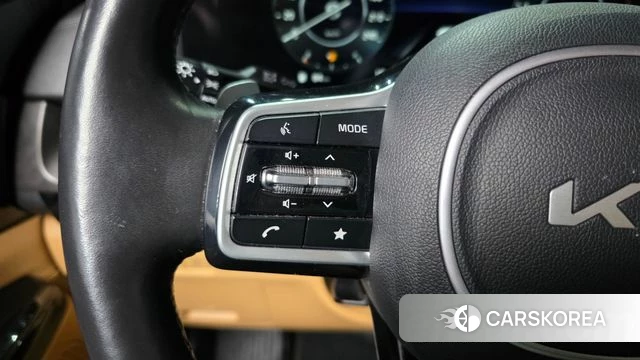 Kia Carnival 4th generation id 4231401 из Кореи 24