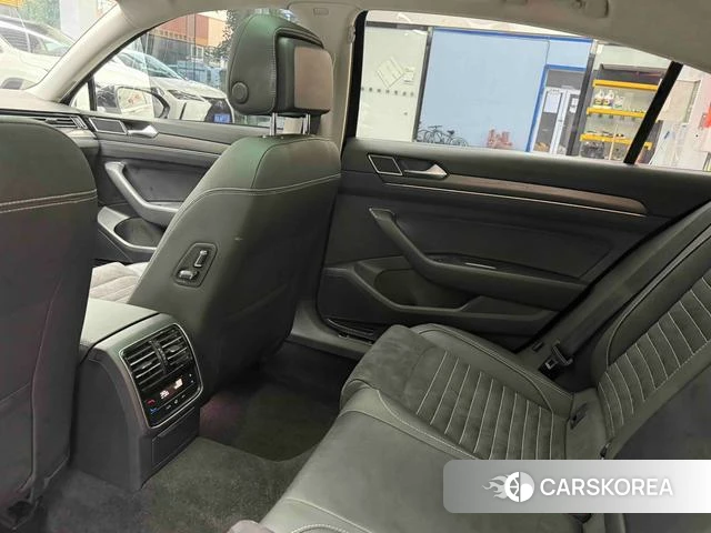 Volkswagen Magotan id 4399729 из Китая 24