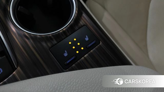 Toyota Camry (XV70) id 4377875 из Кореи 24