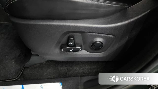 Ssangyong The New Rexton Sports Cannes id 4645269 из Кореи 24