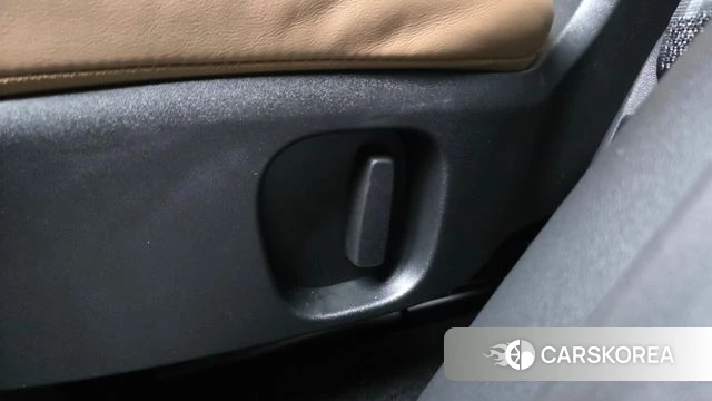 Land Rover Discovery 5 id 4692863 из Кореи 24