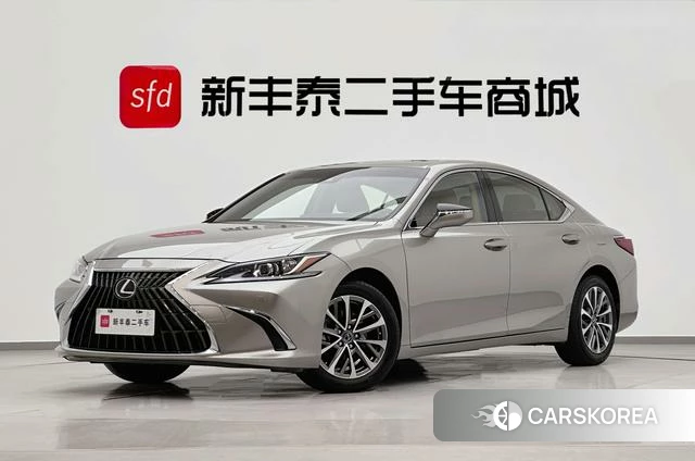 Lexus ES id 4254170 из Китая 24