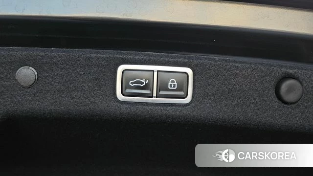 Hyundai Grandeur Hybrid (GN7) id 4898575 из Кореи 24