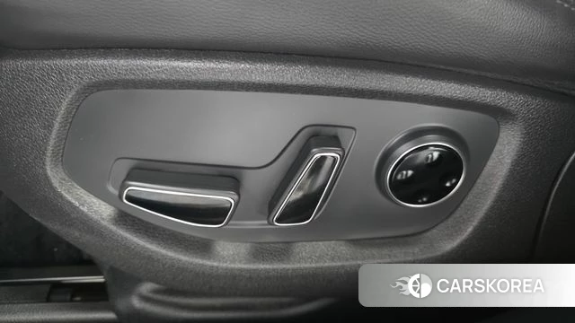 Genesis G80 id 4780504 из Кореи 24