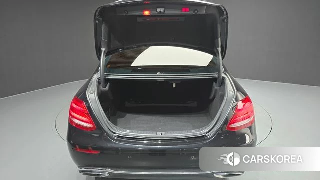 Mercedes-Benz E-Class W213 id 4331706 из Кореи 24