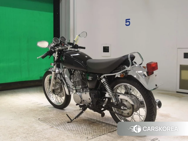 Yamaha SR 400 id 3945353 из Японии 24