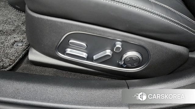 Genesis G90 (RS4) id 4400821 из Кореи 24