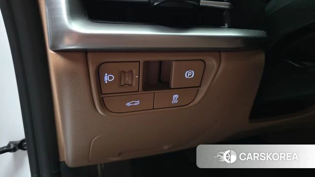 Hyundai Grandeur (GN7) id 4480660 из Кореи 24