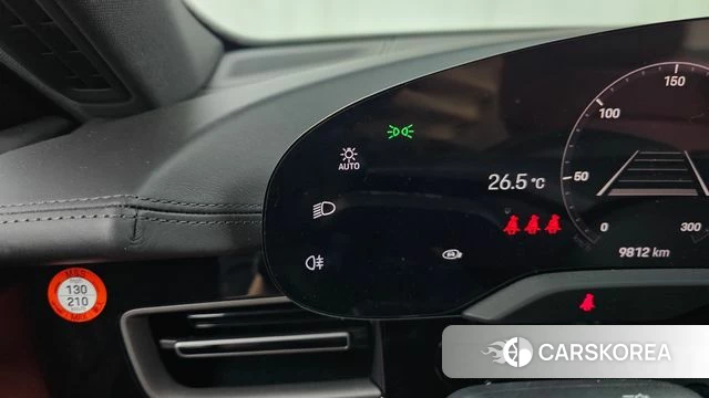 Porsche Taycan id 4880113 из Кореи 24
