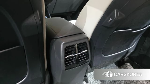 Kia Di Ol Nu Niro id 4279792 из Кореи 24