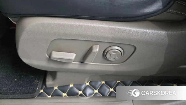 Kia Carnival 4th generation id 4591346 из Кореи 24