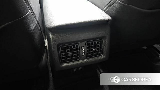 Toyota Camry (XV70) id 4689268 из Кореи 24