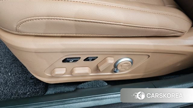 Hyundai Grandeur (GN7) id 4414971 из Кореи 24