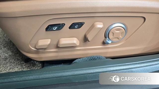 Hyundai Grandeur (GN7) id 4223414 из Кореи 24