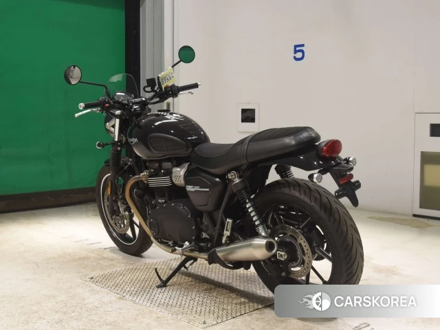 Triumph STREET TWIN id 3946643 из Японии 24