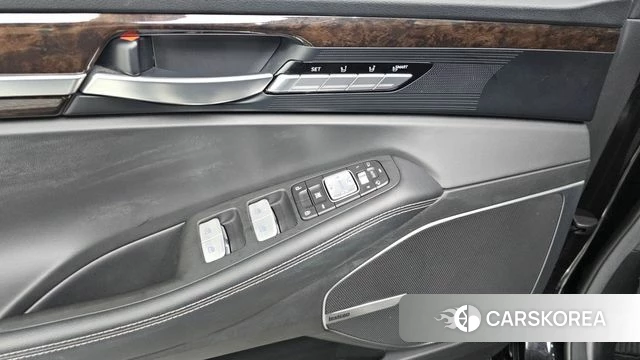 Genesis G90 id 4482934 из Кореи 24
