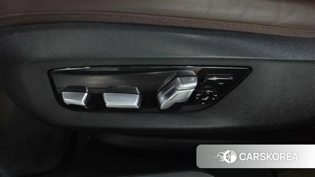 BMW 7 Series (G11) id 4746499 из Кореи 24