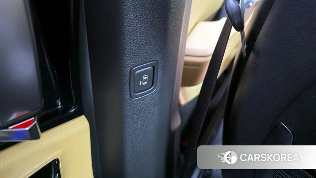 Kia Carnival 4th generation id 4376152 из Кореи 24
