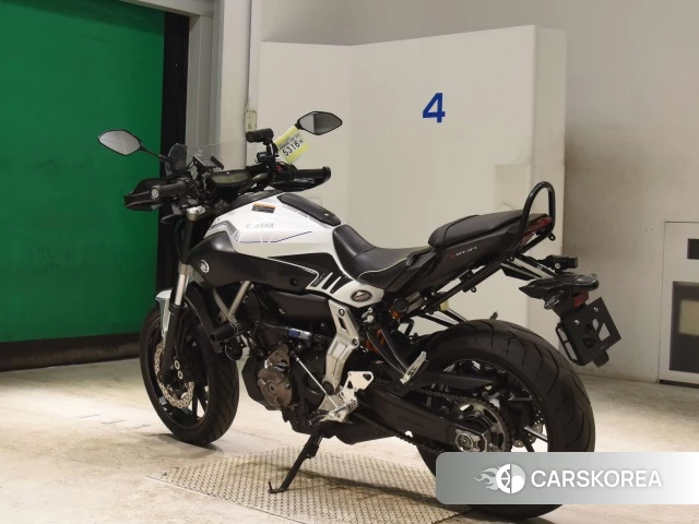 Yamaha MT-07 id 3945228 из Японии 23