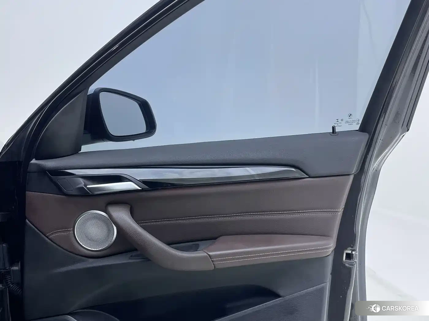 BMW X1 id 4659701 из Китая 24
