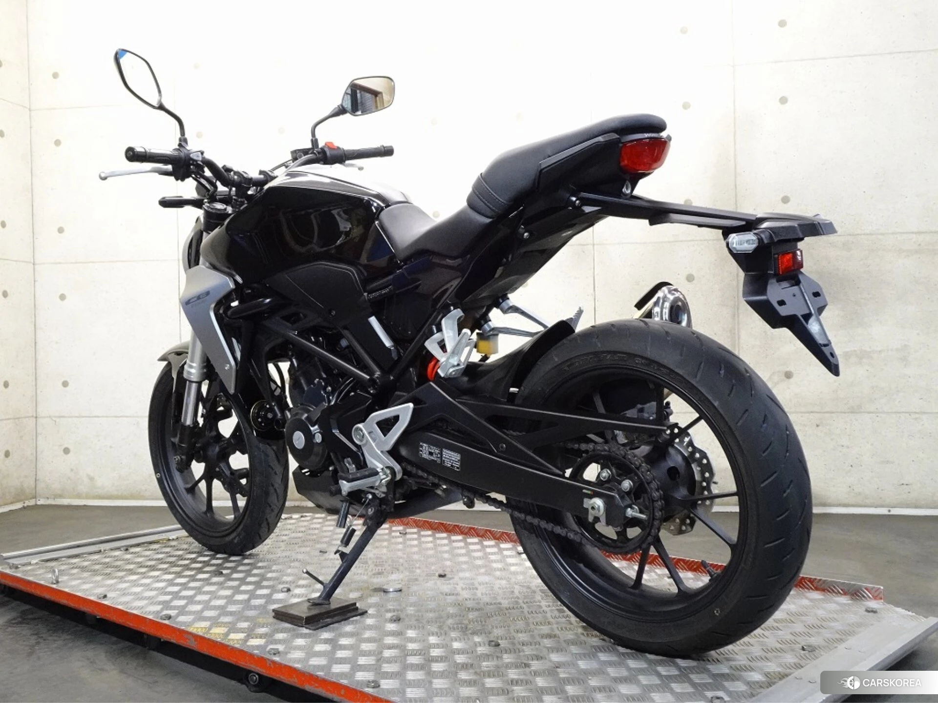 Проданный Honda CB250R id 4184912 из Японии, фото 24