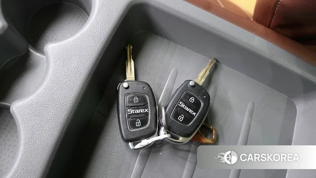 Hyundai The New Grand Starex id 4895375 из Кореи 24