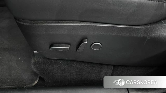 Tesla Model Y id 4488078 из Кореи 24